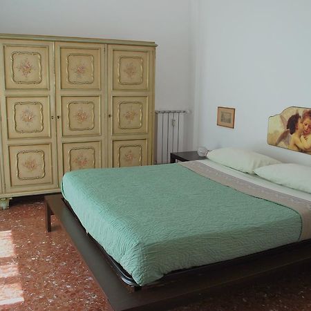 A Casa Di Pe' Casa Vacanze Ρώμη Δωμάτιο φωτογραφία